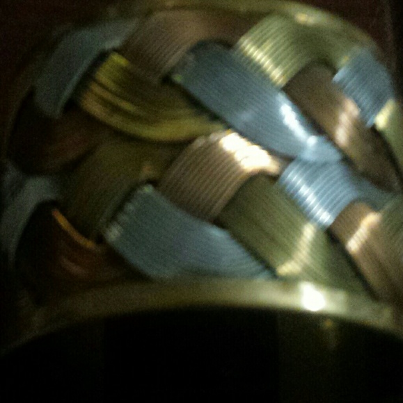 Cuff bracelet - Picture 4 of 4